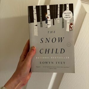 The Snow Child by Eowyn Ivey Book